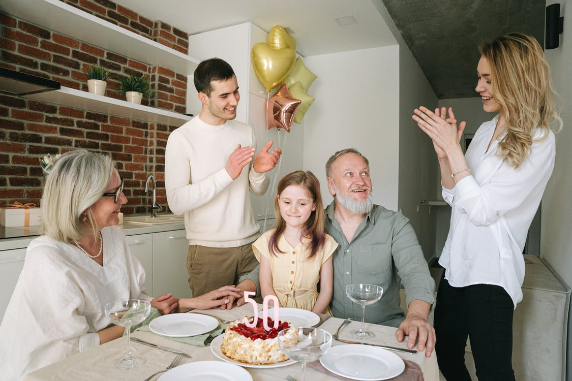 Die über 30 besten Nachrichten und Zitate zum 50. Geburtstag für Sie und Ihn