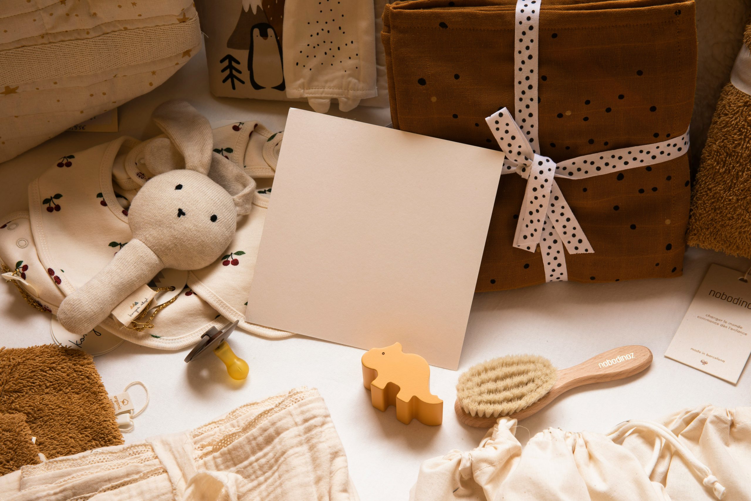Personalisierte Babygeschenke: 13 unvergessliche Ideen zur Geburt & Babyparty