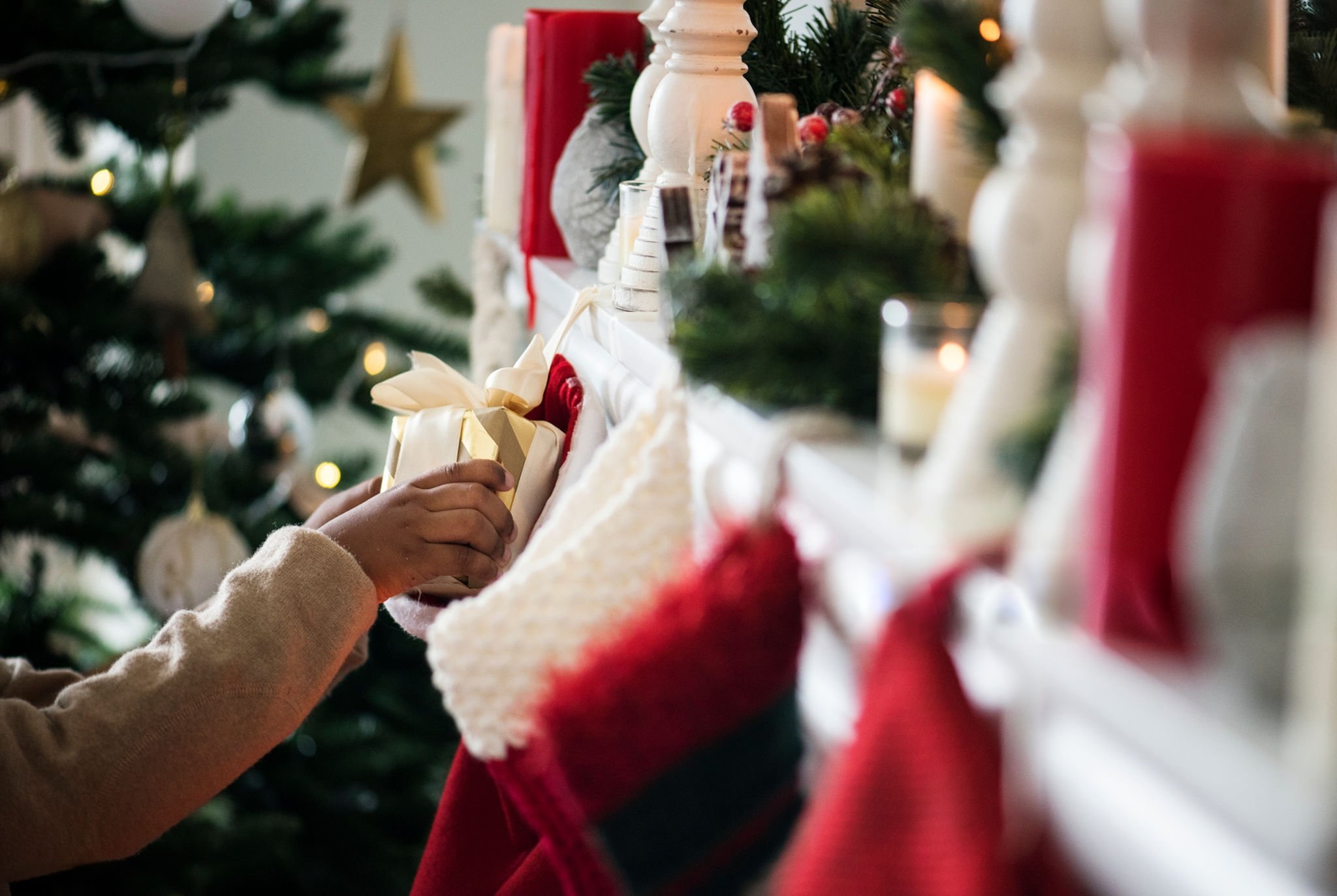 Die 16 besten kleinen Geschenke für den Weihnachtsstrumpf – für Kinder, Teens und Erwachsene