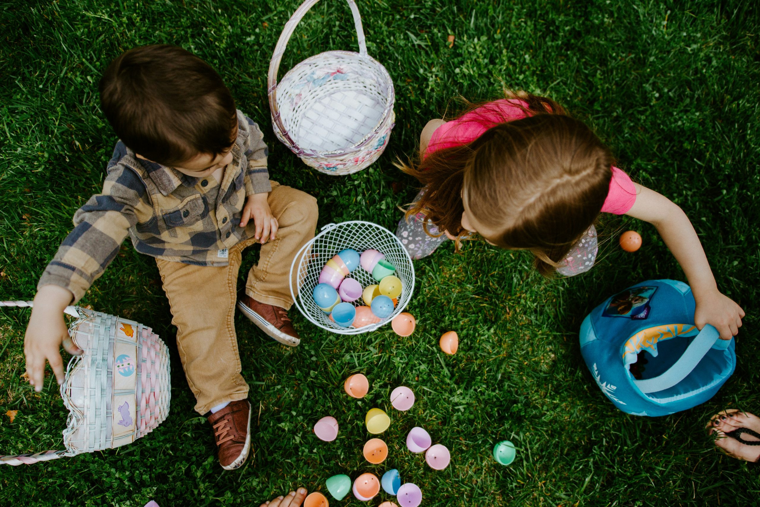 Ostern mit Kindern: Lustige Osterspiele für drinnen und draußen