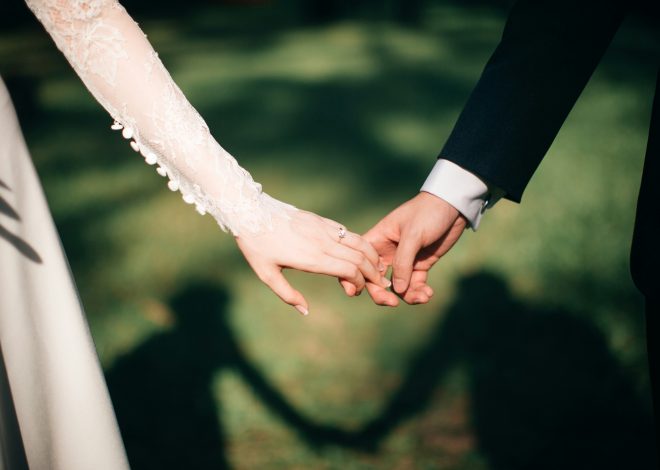 Glückwünsche zur Hochzeit schreiben: Inspiration für liebevolle Worte und Hochzeitskarten